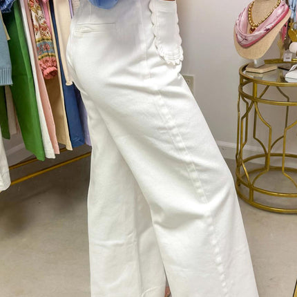 White Scalloped Patch Pocket Jeans