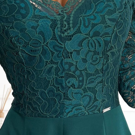 Elegant Green Lace Long Dress with Neckline – Amber