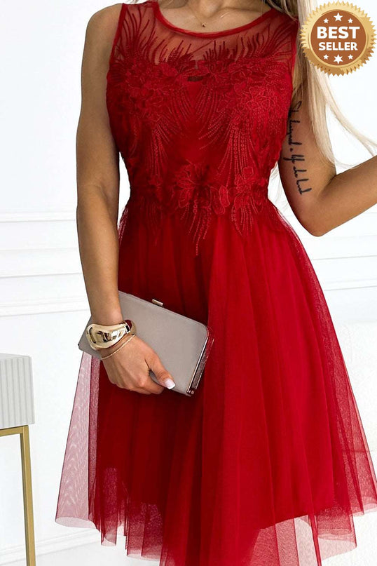 522-3 CATERINA Feminine dress with guipure and delicate tulle - red