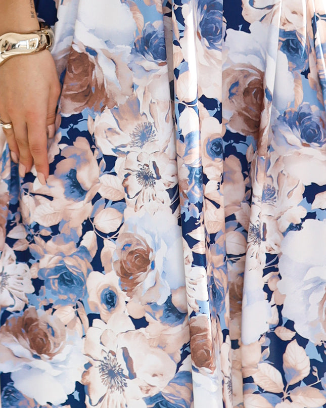 425-13 MATILDE Feminine dress with a neckline and short sleeves - beige and blue flowers