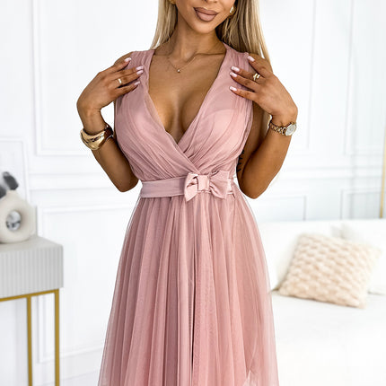 523-1 Tulle dress with a neckline and bow - dirty pink