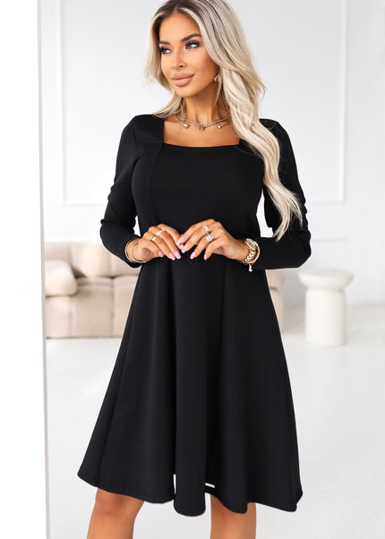 574-3 IVANA comfortable trapeze dress with a neckline and long sleeves - black