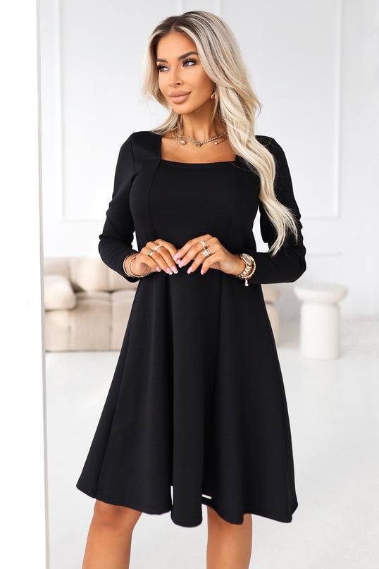 Black Long Sleeve Trapeze Dress – Ivana