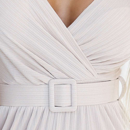 593-1 Elegant wrap jumpsuit with wide legs and belt - beige