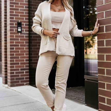 630-1 Warm cardigan with pockets and cuffs on the sleeves - beige