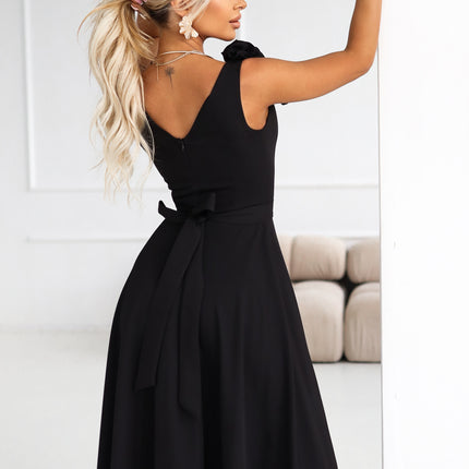 21169-6-643-2 Elegant maxi evening dress with a slit and roses - classic black-6