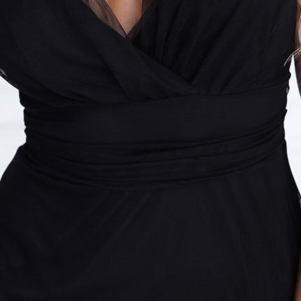 687-1 Elegant maxi dress with a wrap neckline and open back - black