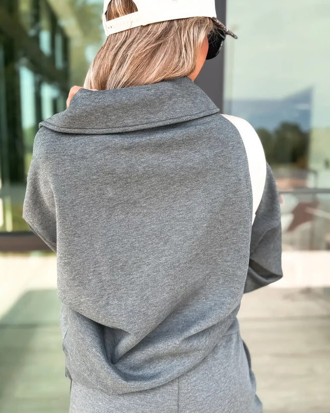 Medium Grey Collared V Neck Pullover Sweatshirt Sweatpants Set