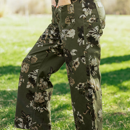 Green Vintage Floral Print Square Patch Pocket Raw Hem Shift Jeans