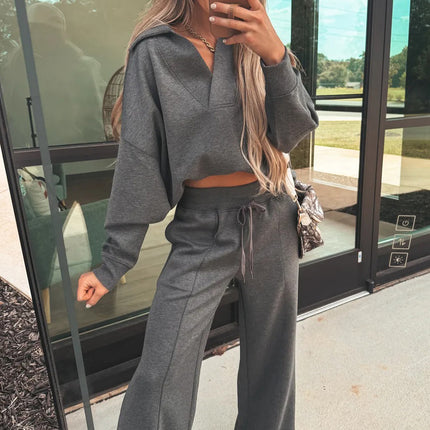Medium Grey Collared V Neck Pullover Sweatshirt Sweatpants Set