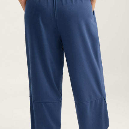Sail Blue Plus Size Elastic Waist Asymmetrical Hem Loose Capris Pants