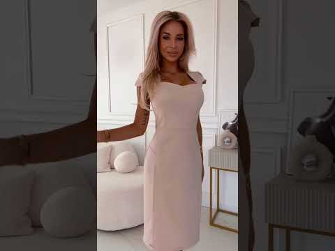 Beige Midi Dress with Neckline Elegant