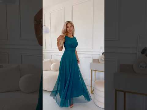 Bottle Green Tulle Maxi Dress with Round Neckline – Elira